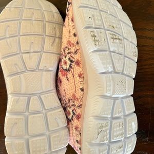 Skechers Memory Foam Sneaker